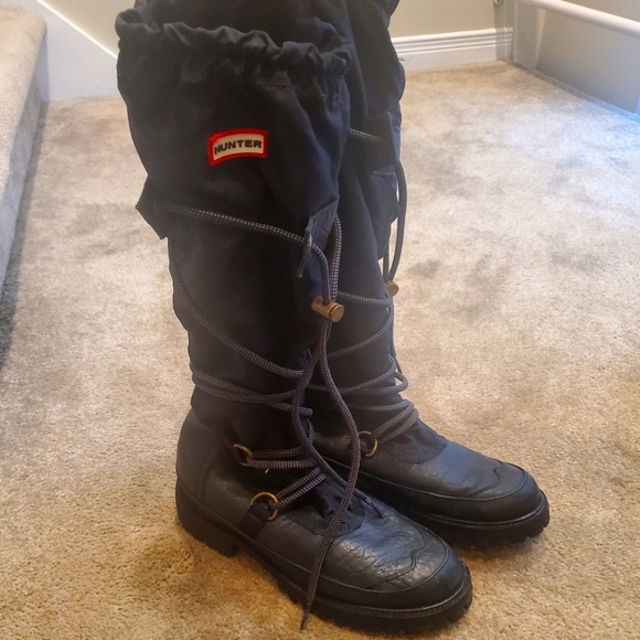 Black Hunter boots size 5 - Picture 3 of 3
